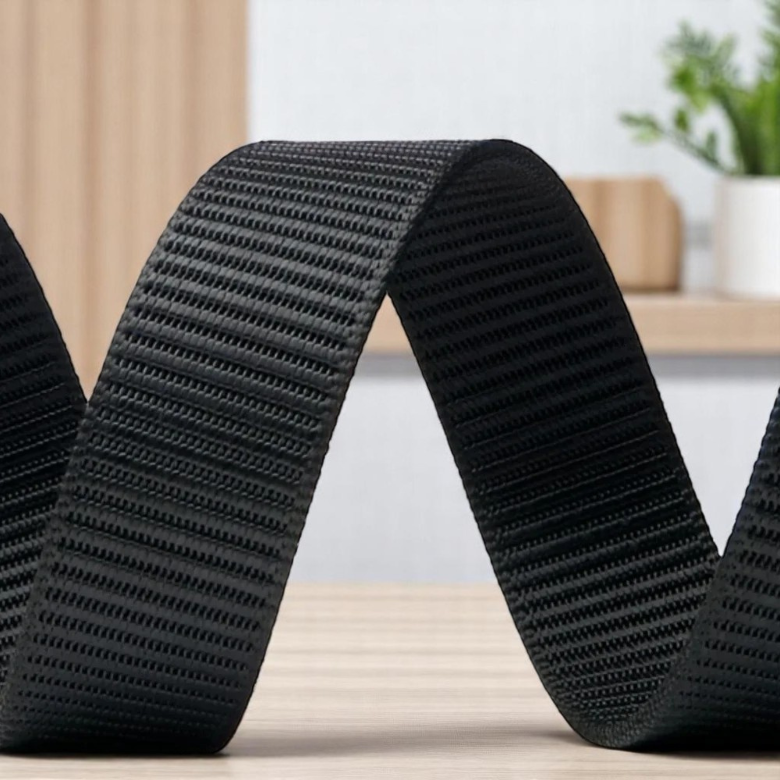 Men’s Tactical Belt Curved Shape Detail – The Crew