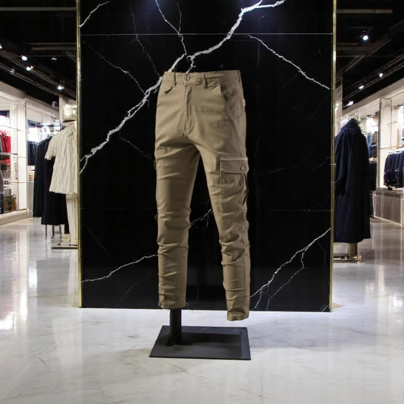 Men’s Khaki Cargo Pants Studio Display – The Crew