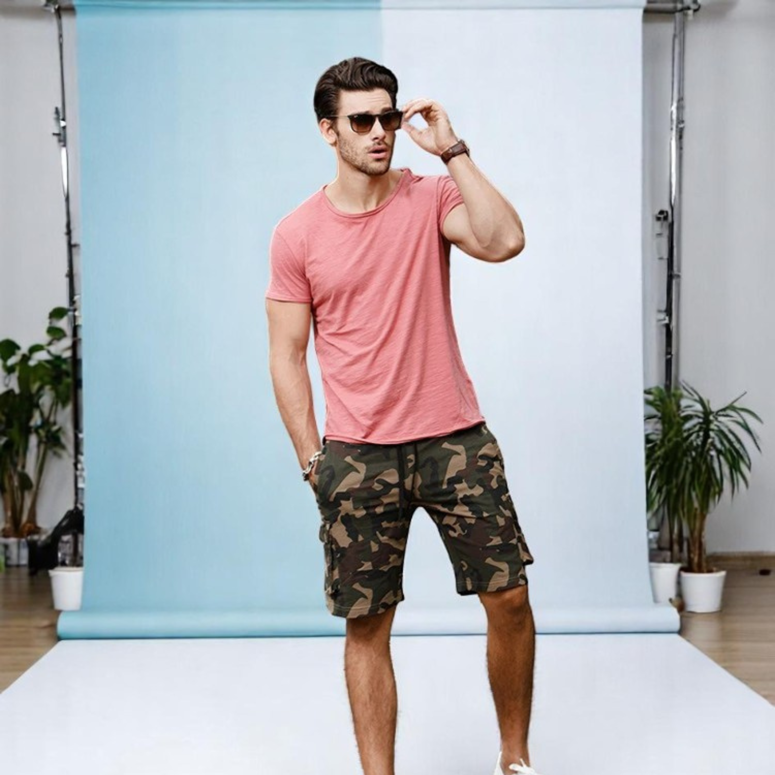 Pink cotton T-shirt front view – The Crew