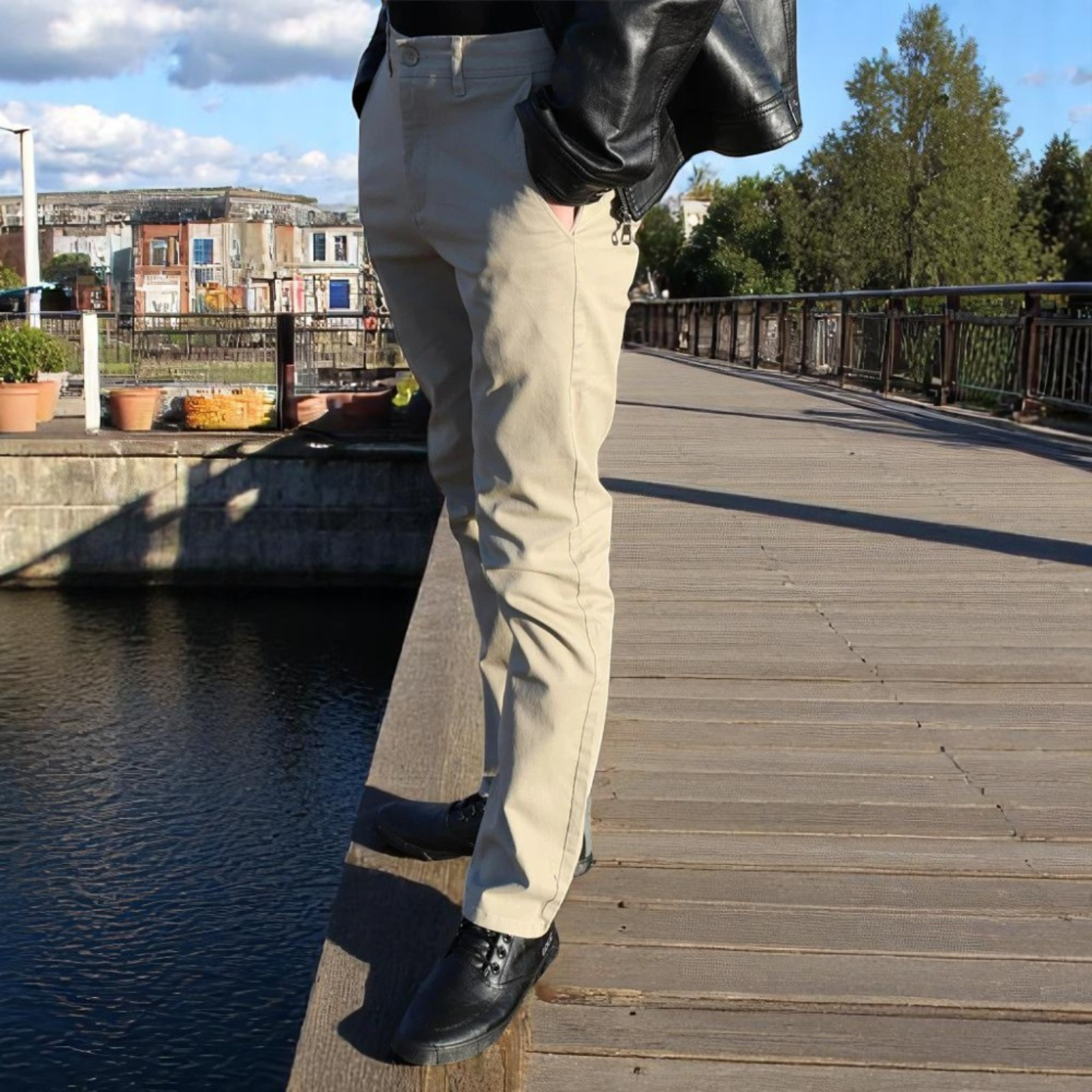 Men’s Beige Slim Fit Cotton Pants Outdoor – The Crew