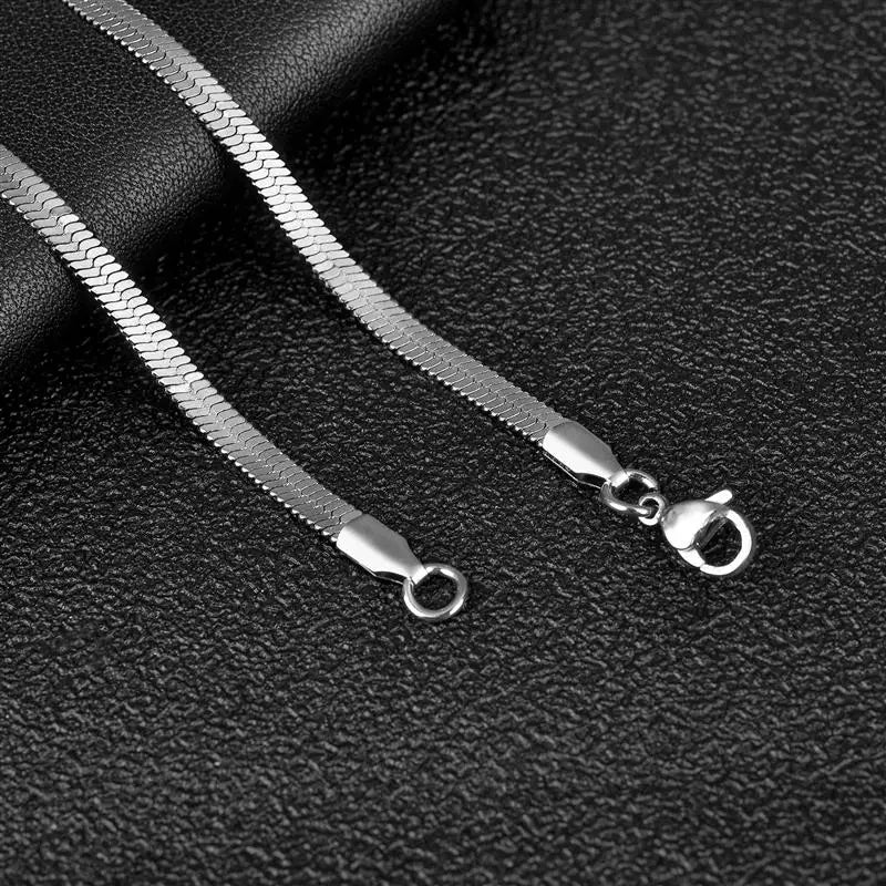 Silver snake chain necklace folded – The Crew
