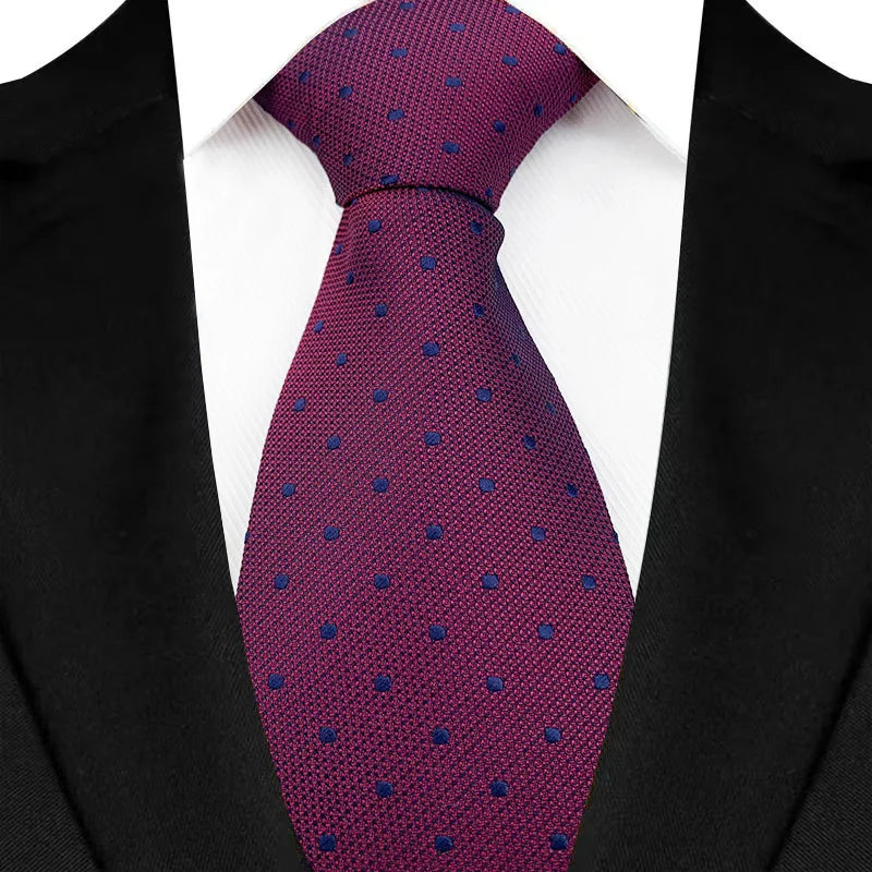 Men’s Red Paisley Tie Luxury Style – The Crew