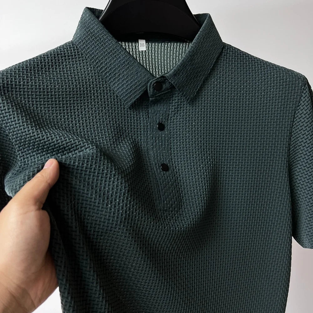 Button detail solid color polo shirt – The Crew