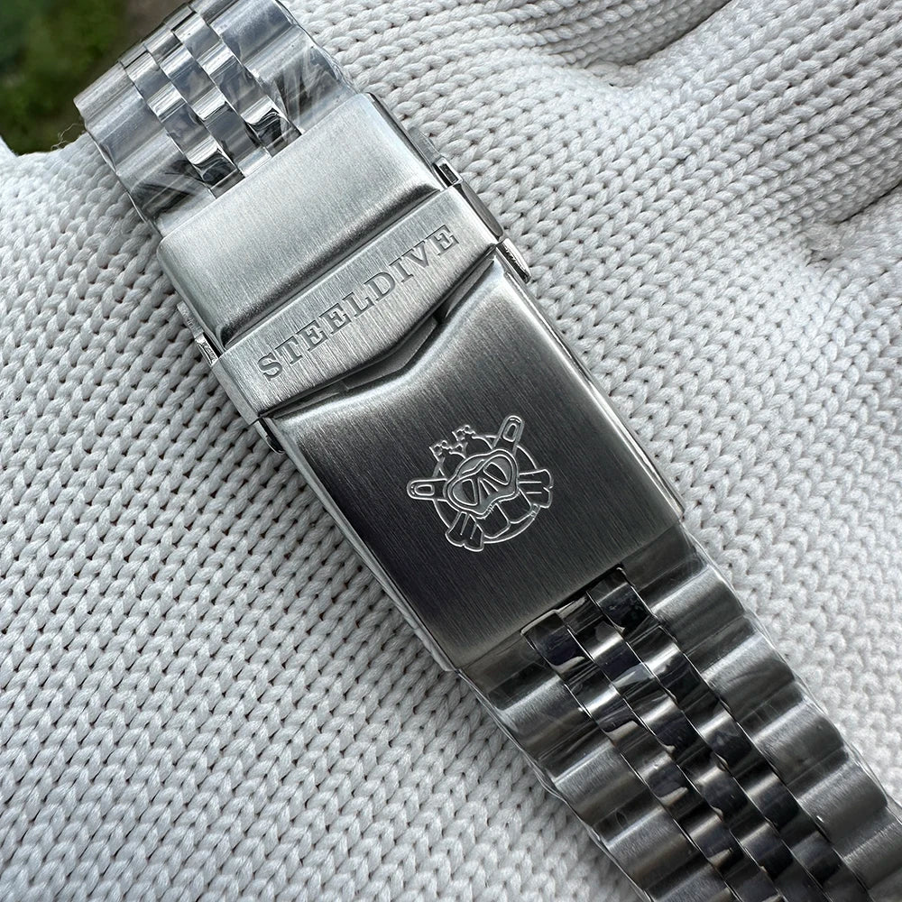 STEELDIVE SD1992 GMT Automatic Watch Durable Style | The Crew