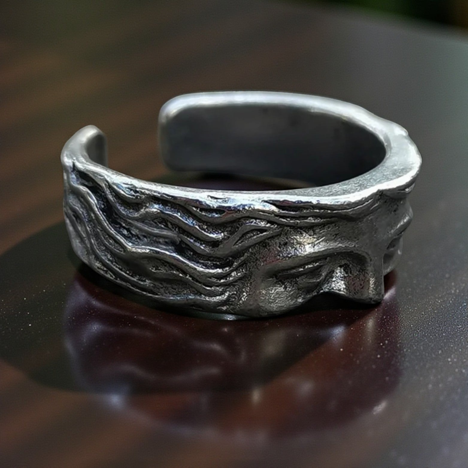 Men’s Venus Mask Adjustable Vintage Carved Ring - The Crew