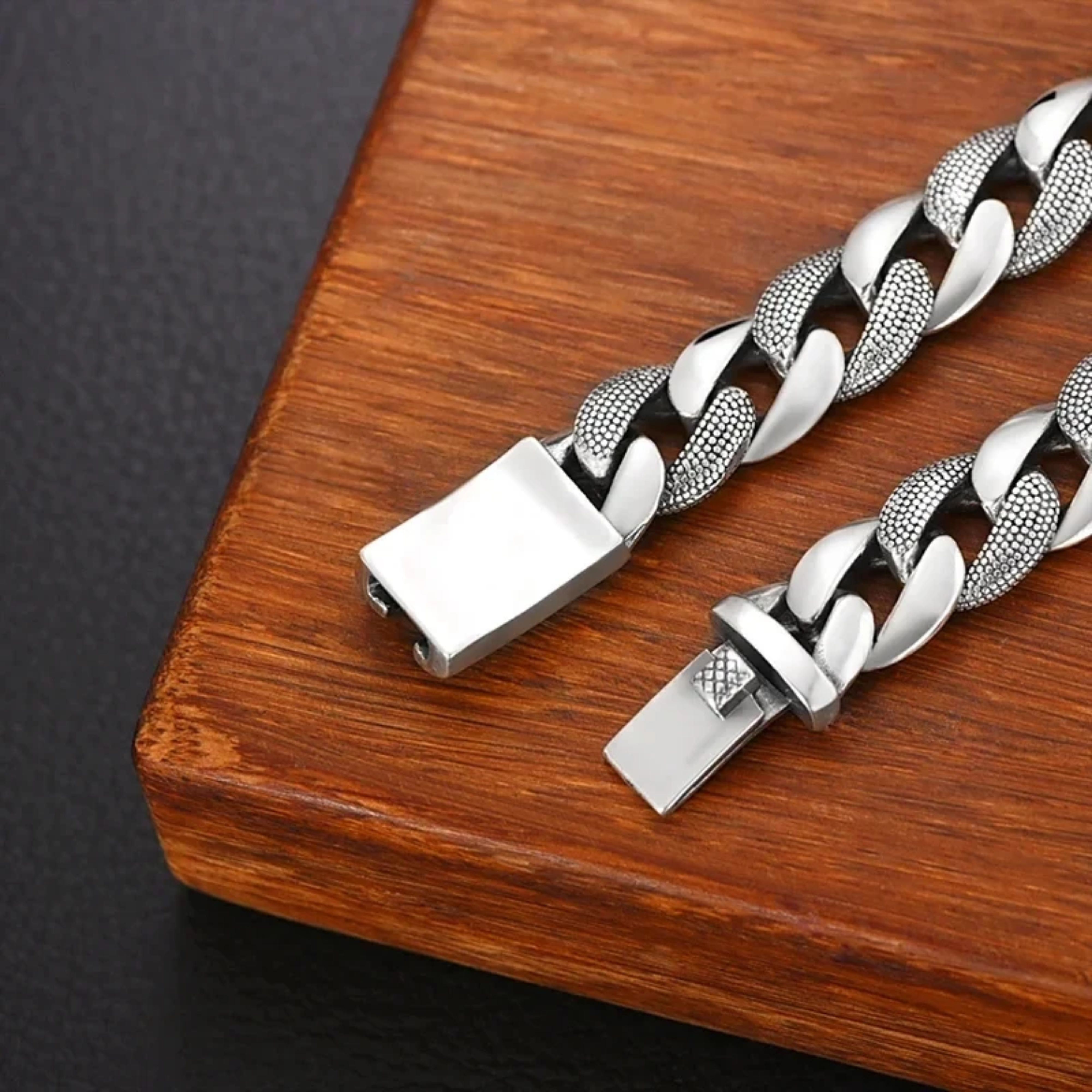 Unisex Retro Vanguard S925 Silver Wide Bracelet