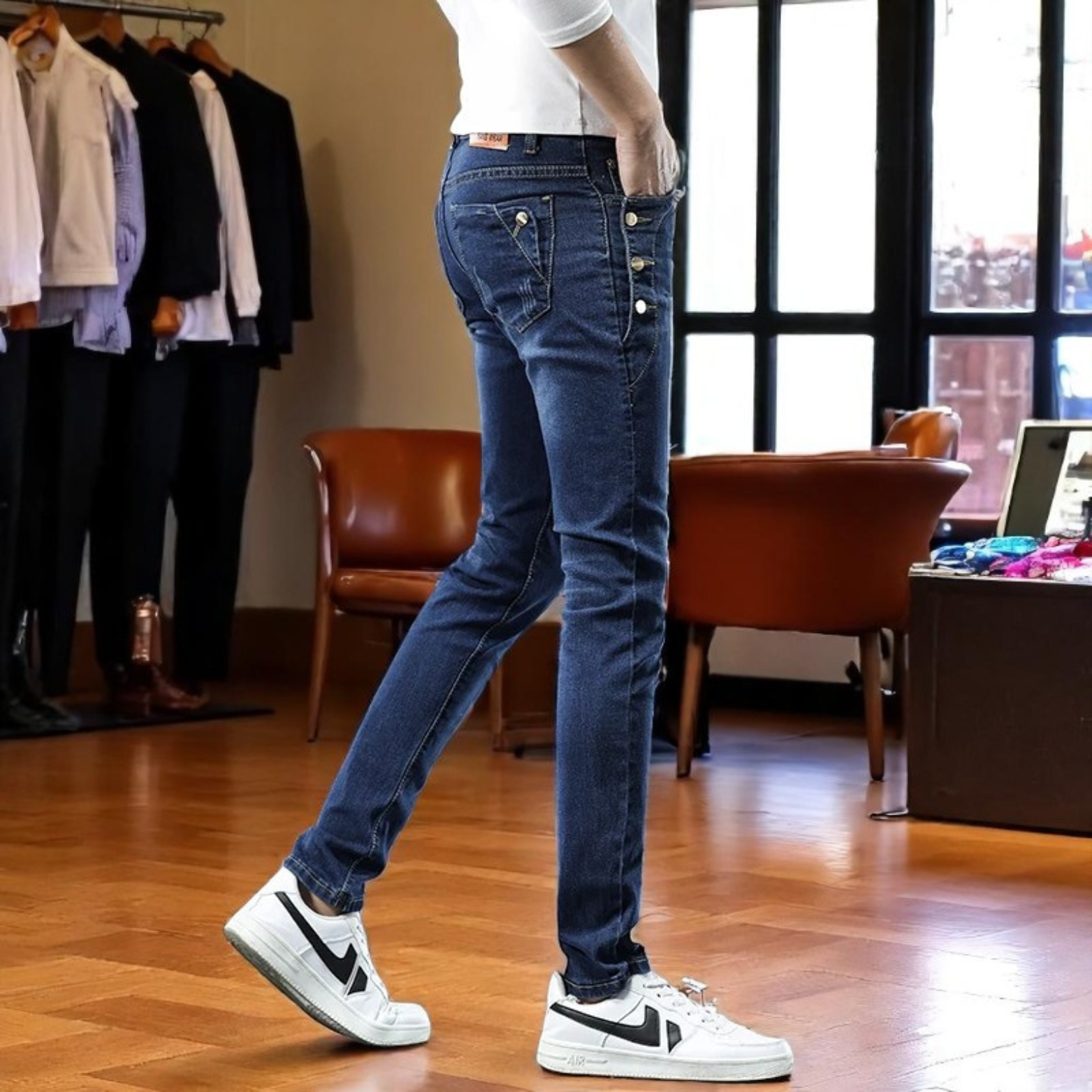 Men slim skinny jeans walking urban style – The Crew