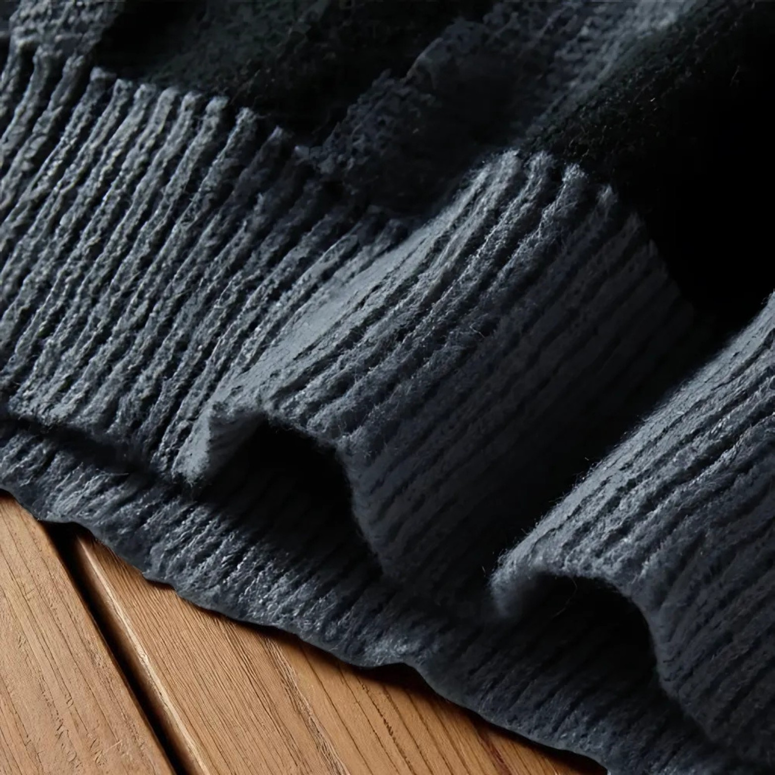 Green Men’s Jacquard Knit Sweater – The Crew