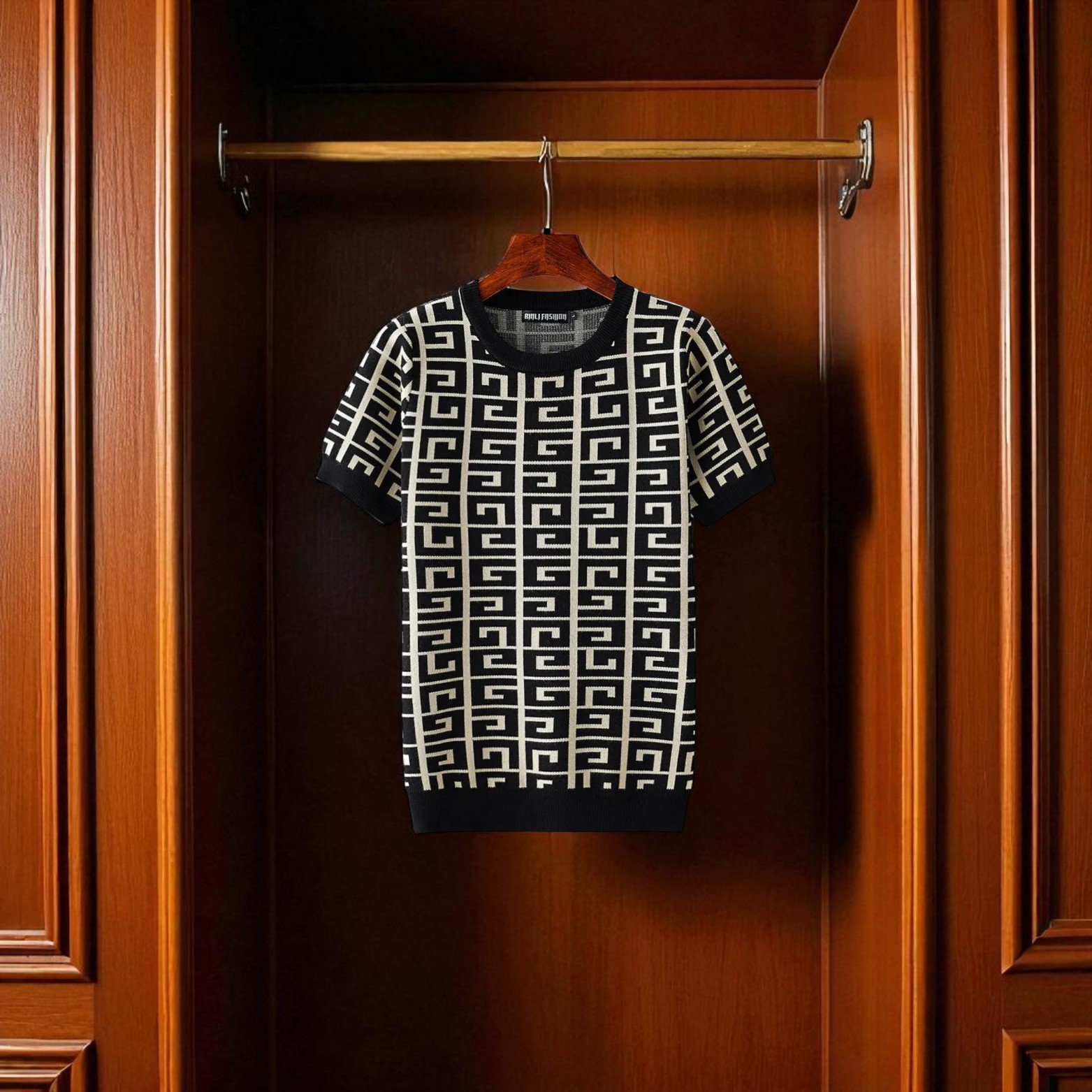 Geometric Pattern Cotton Knit T-Shirt in Store – The Crew