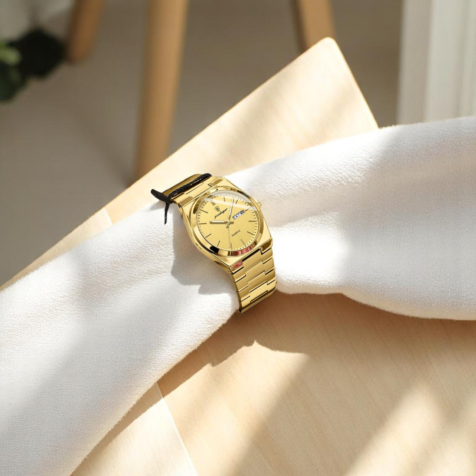 POEDAGAR 930 Luxury Casual Stainless Steel Quartz Watch