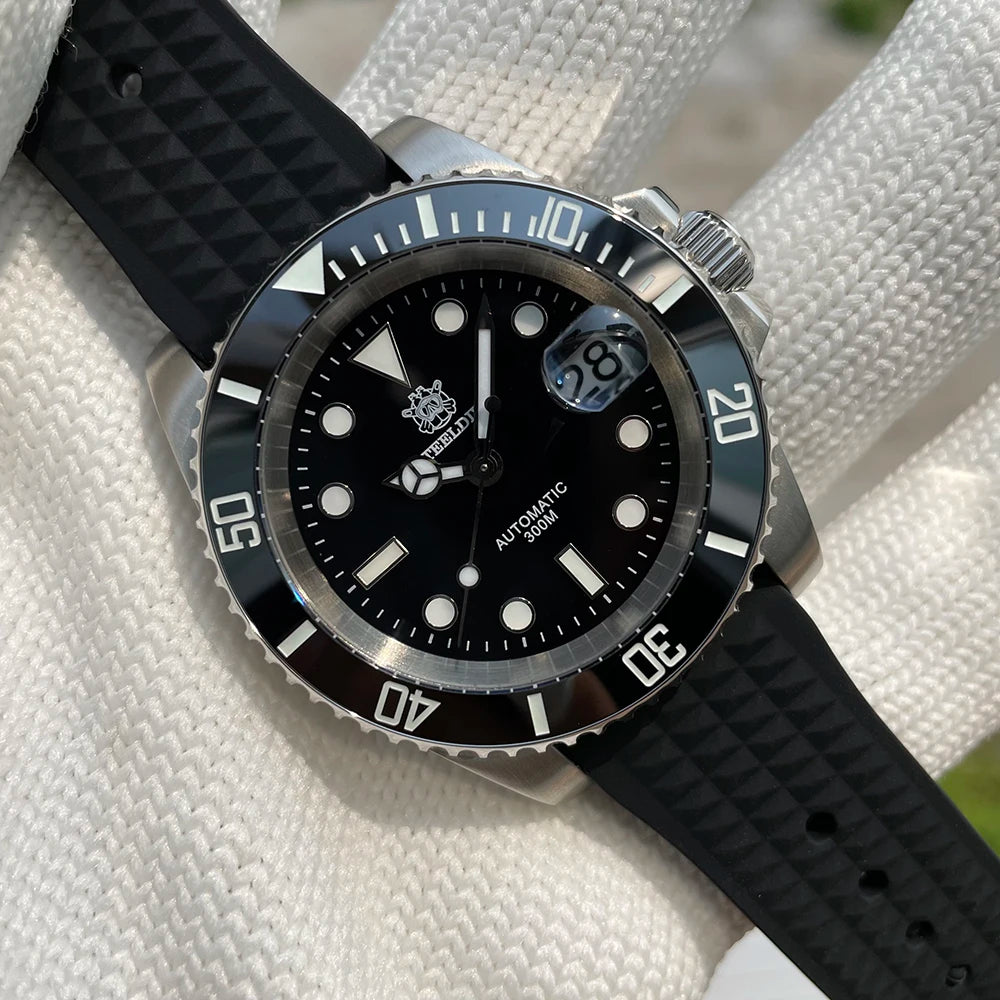 STEELDIVE SD1953 black dial rubber strap wrist – The Crew