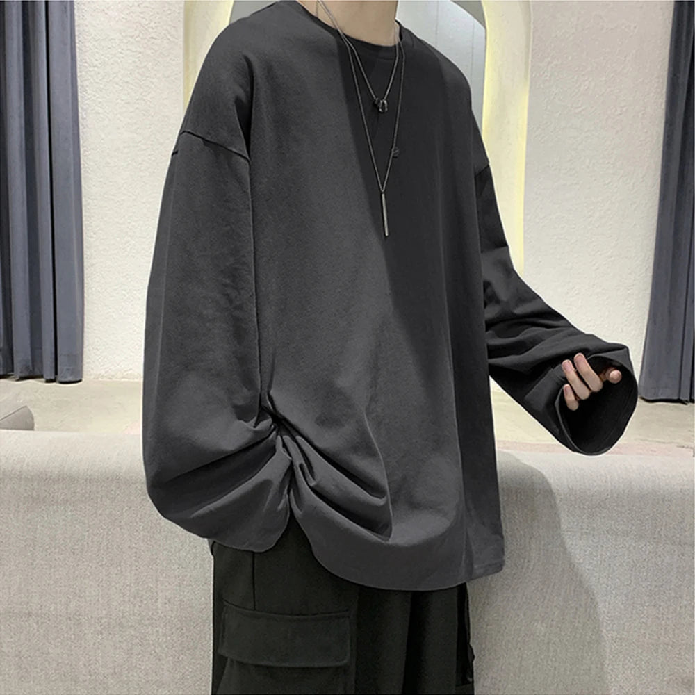 Dark gray oversized cotton t-shirt street outfit – The Crew