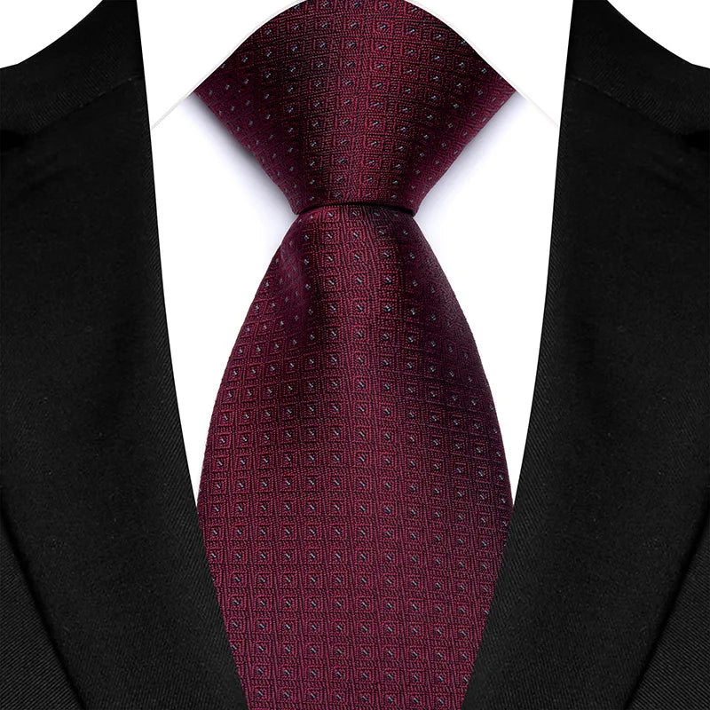 Men’s Dark Red Solid Tie Luxury – The Crew