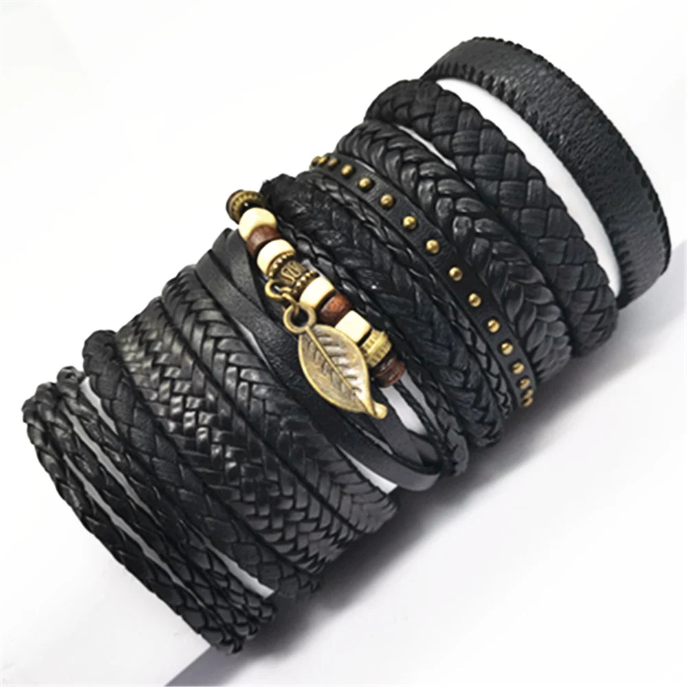 Black leather bracelet set with skull charm – The Crew