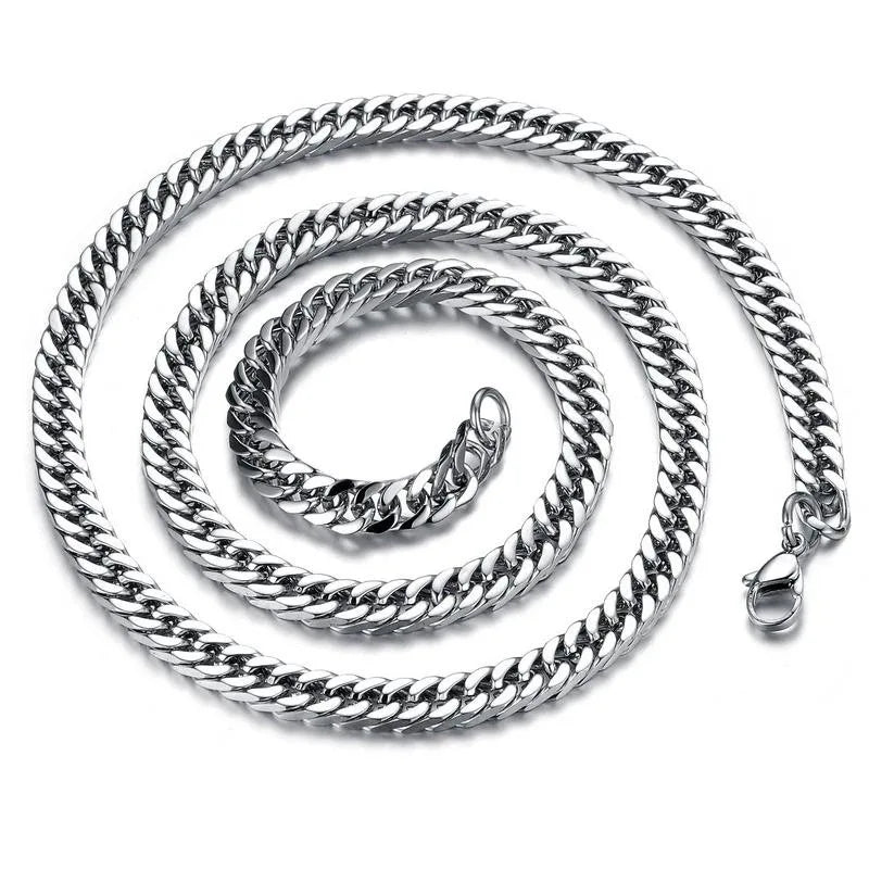 Silver cuban link chain coiled close-up – The Crew