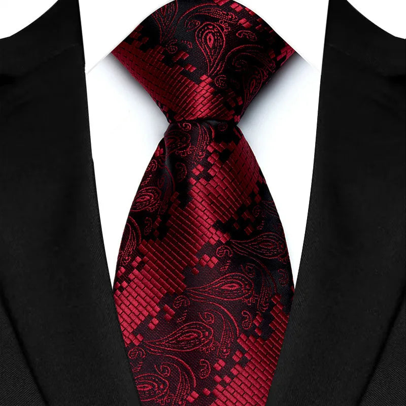 Men’s Red Paisley Tie Premium Finish – The Crew