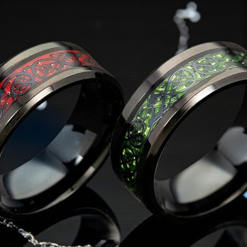 Men’s Dragon Ring Black Carbon Fiber Stainless Steel - The Crew